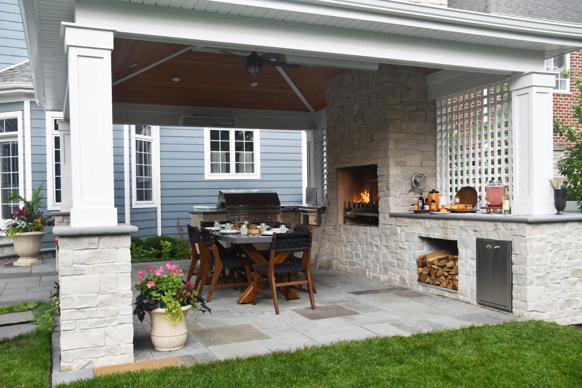 Why Lilburn GA Homeowners Are Choosing Pergolas Over Interior Sunrooms