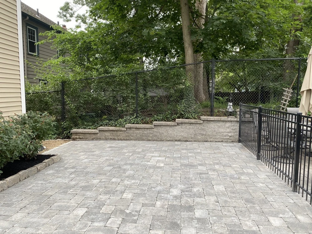 Complete lit outdoor living system in Northeast Atlanta