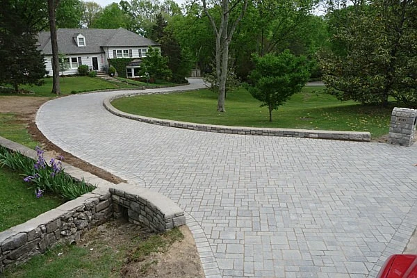 Why Paver Driveways in Georgia Outperform Concrete Over the Long Term