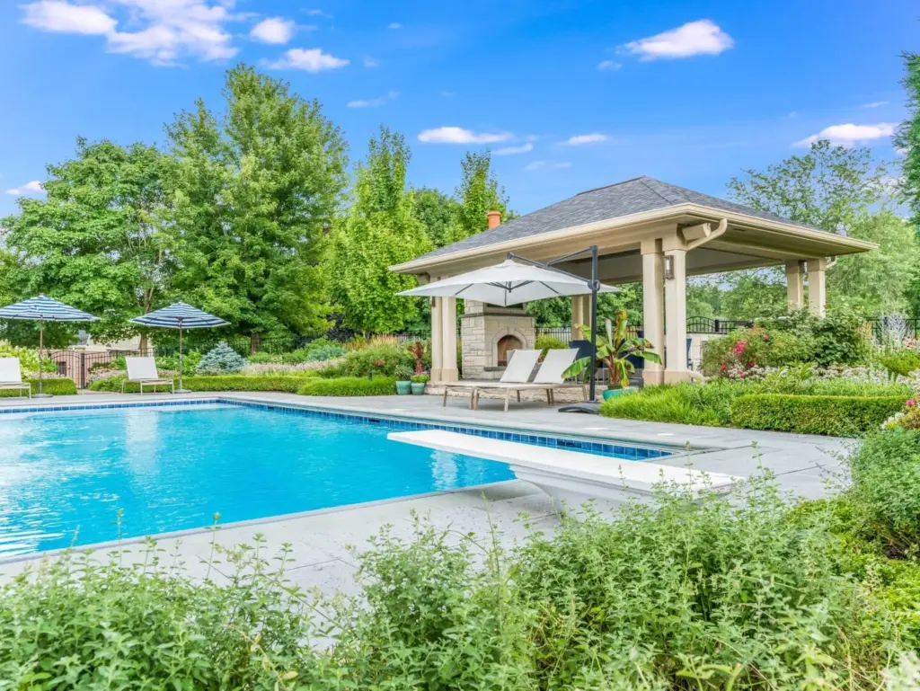 Why Travertine Pool Decks Outperform Concrete in Georgia’s Heat — What the Data Shows