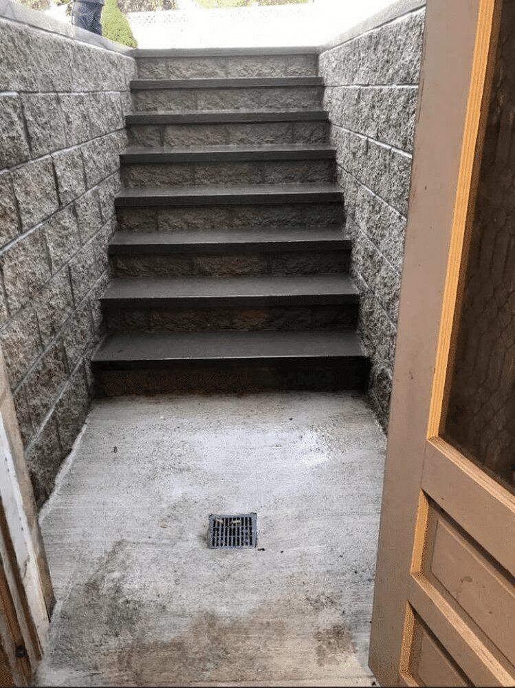 What Makes Front Entry Steps the Most Important Hardscaping Decision on Any Georgia Home